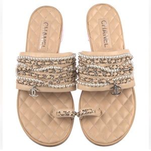 Brand new chanel sandals Size 41